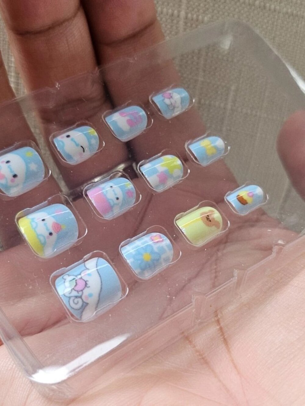 Cinnamoroll Girls Nails Press On Nails 12 PCS Multi Color Nail In a box Unbrand - Picture 7 of 9